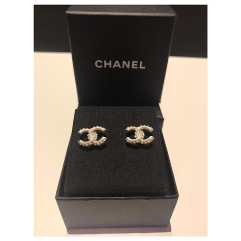 boucle doreille chanel cc|Boucles d'oreilles .